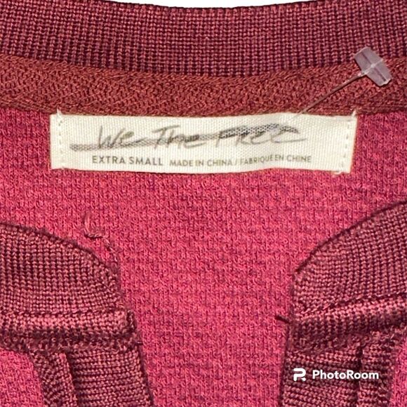 FREE PEOPLE WOMEN’S NWOT MIKAH LAYERING RIBBED KNIT RAW EDGE V-NECK THERMAL TOP - Picture 6 of 8